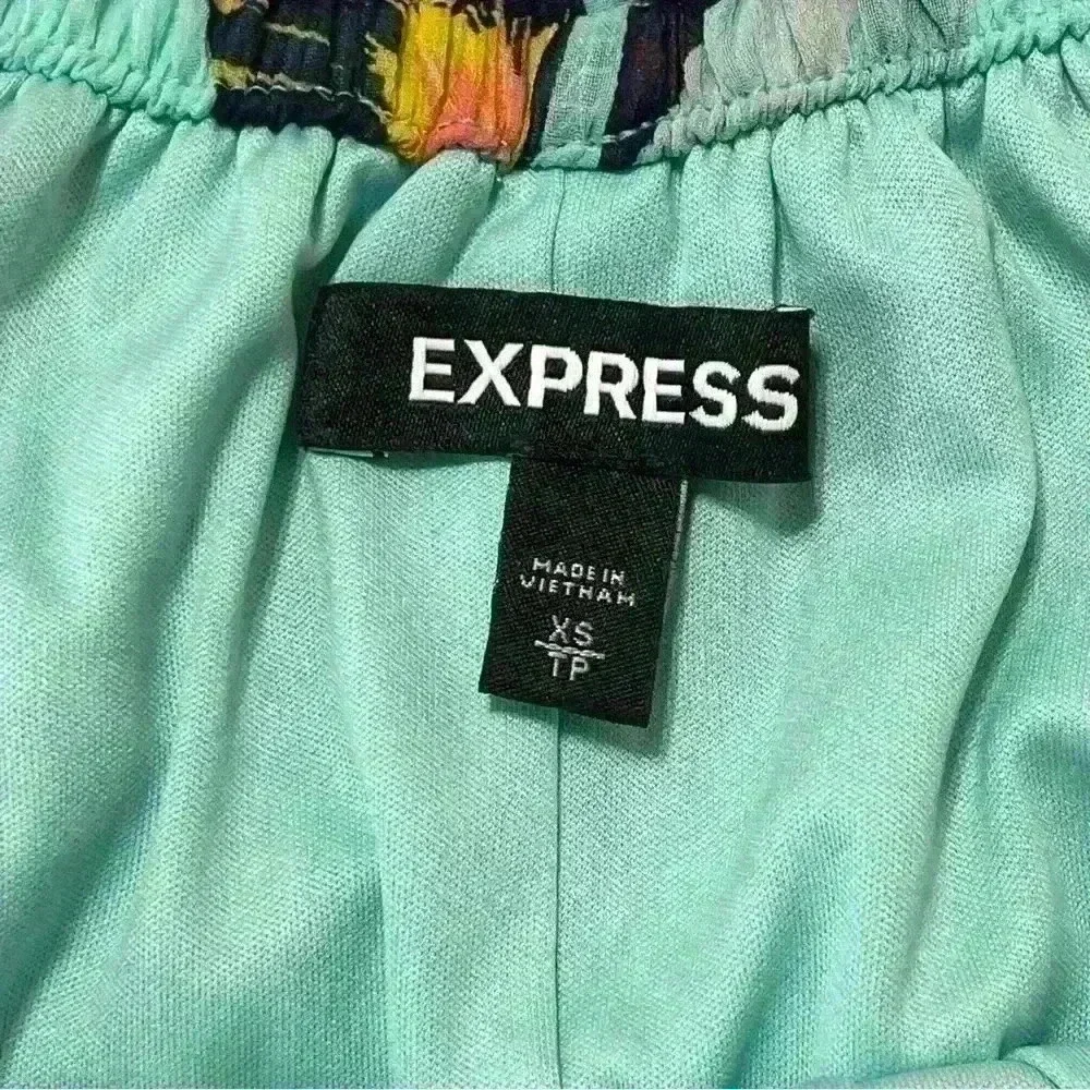 EXPRESS Mint Green Leaf Print Ruffle Off the Shoulder Hi Lo Maxi Dress Size XS - Picture 8 of 10